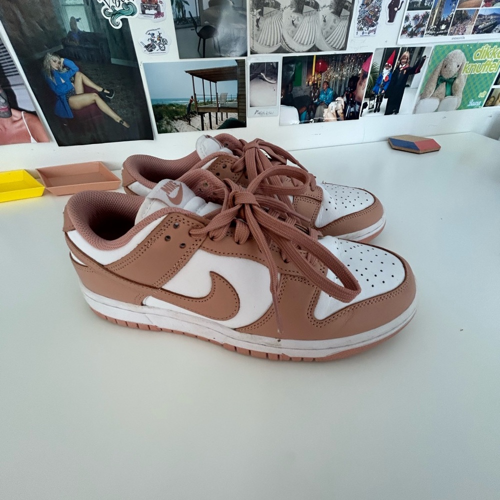 Pink Nike dunks